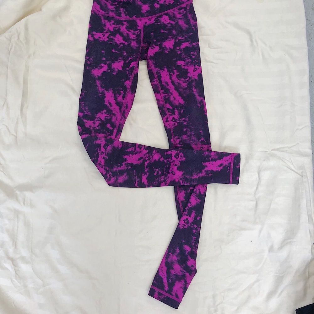 Lululemon Full Length Skinny Leg Yoga Pants